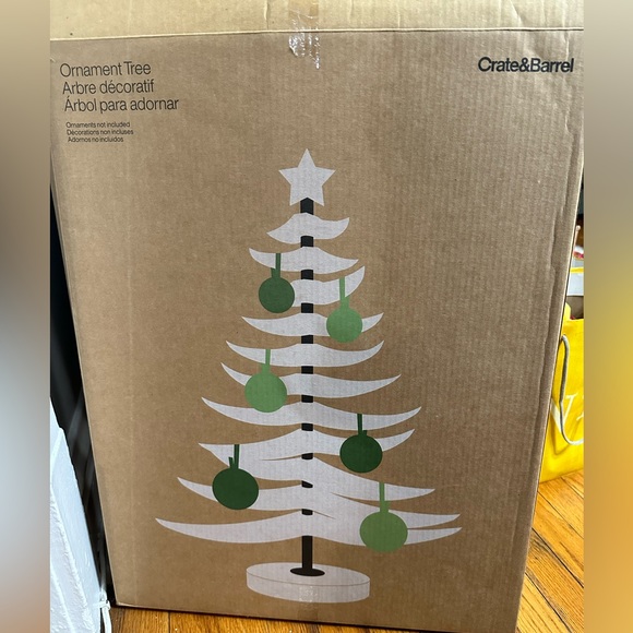 Crate&Barrel - Tannenbaum 25" Whitewashed Wood Christmas Tree - Picture 6 of 8